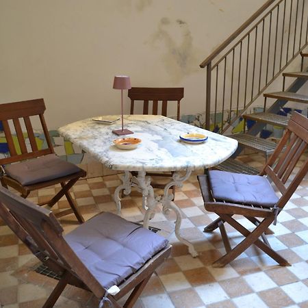 Bed and Breakfast Residenza Suor Orsola Nápoles Exterior foto